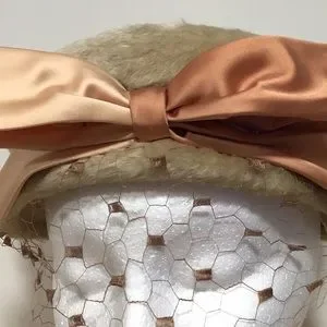 Vintage Duchess Women’s Taupe Fur Hat, Made in Italy Vintage Beige Duchess Italy Fur Felt Hat Ladies Womens  main image 2